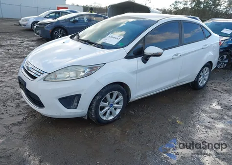 2012 Ford Fiesta Se z USA, uszkodzony, nr VIN 3FADP4BJ8CM111803